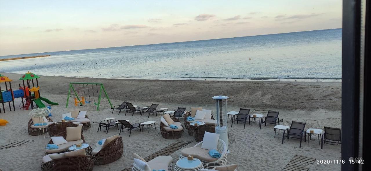 Апартаменты У Моря Magnit Первая Линия Odessa Esterno foto